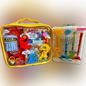 NWOT Wet N Wild Sesame Street limited edition 11 piece set
